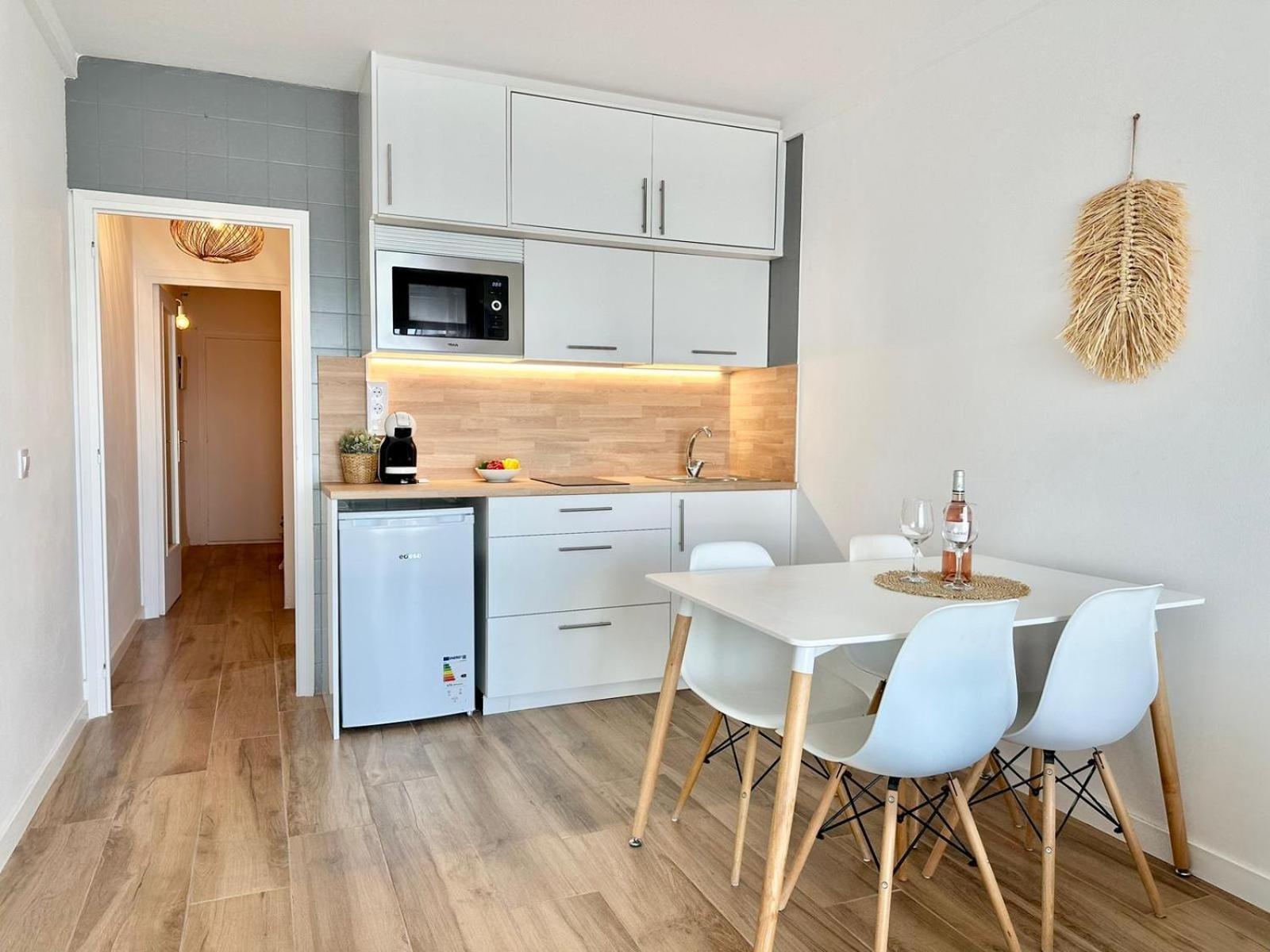 Meda Chica Apartment Росес Екстериор снимка