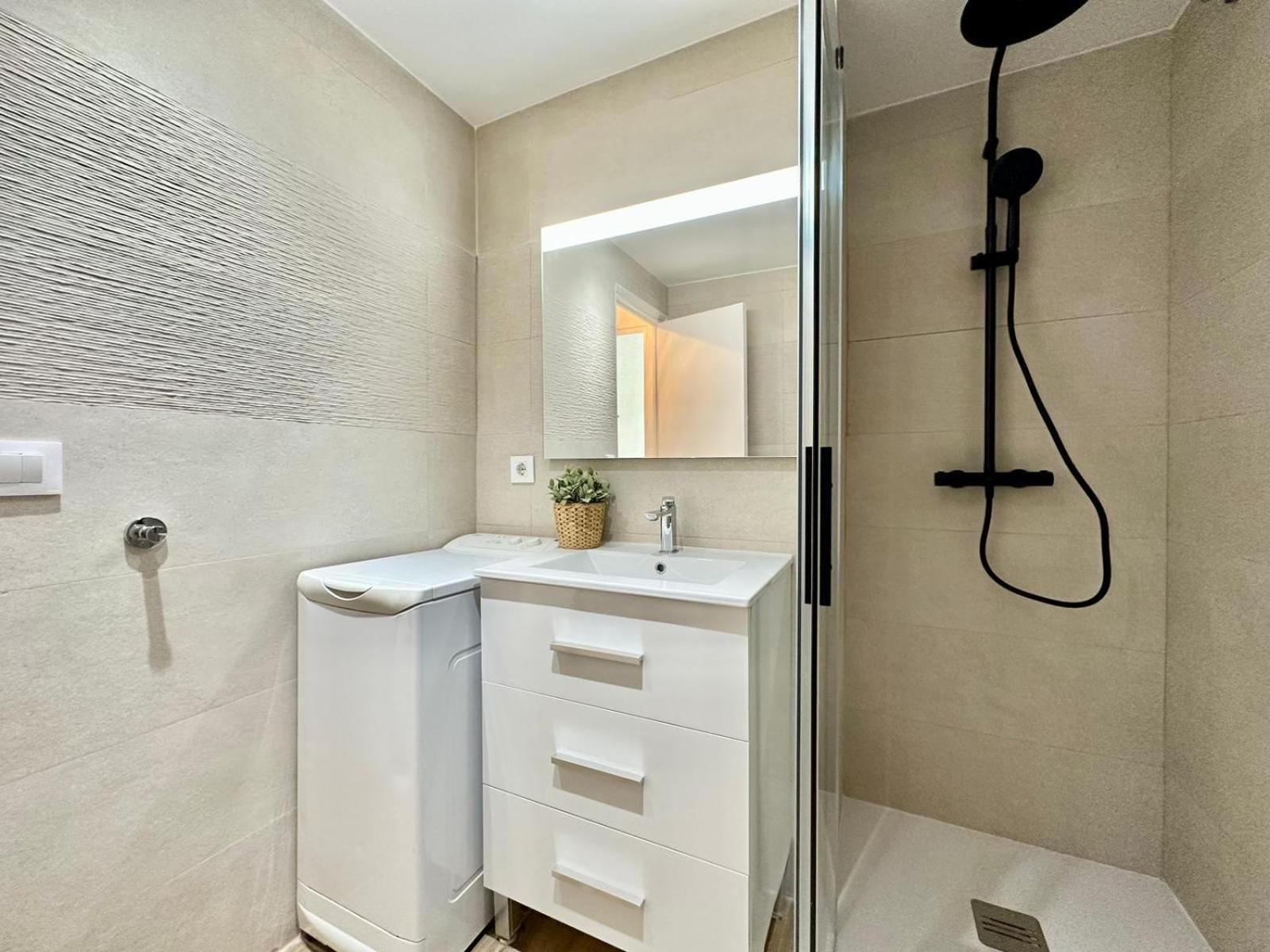 Meda Chica Apartment Росес Екстериор снимка